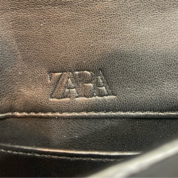 Zara Black Oval Faux Leather Crossbody Bag Magnetic Closure W/Knotted Accents - Picture 9 of 9